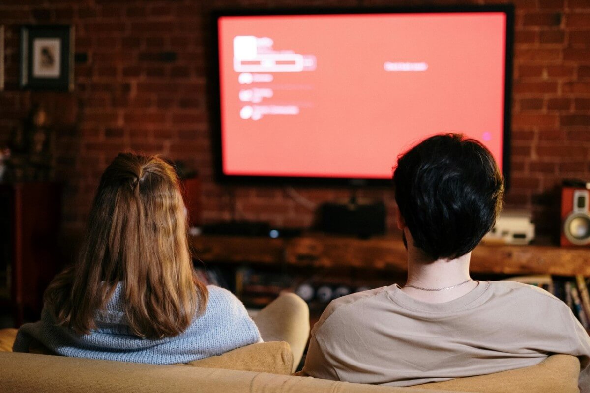 Cum-te-ajuta-un-amplificator-CATV-sa-mentii-un-semnal-TV-stabil-in-mai-multe-camere